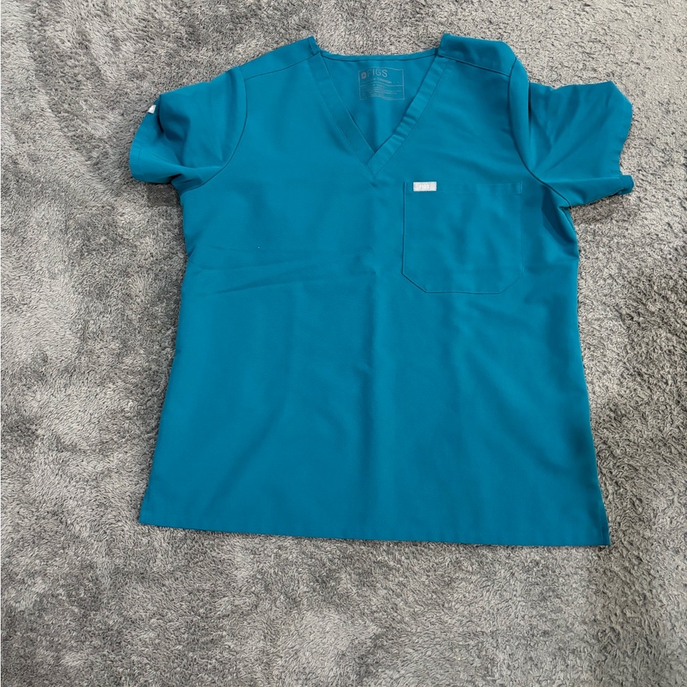 FIGS Pacific Blue Large Catarina Top